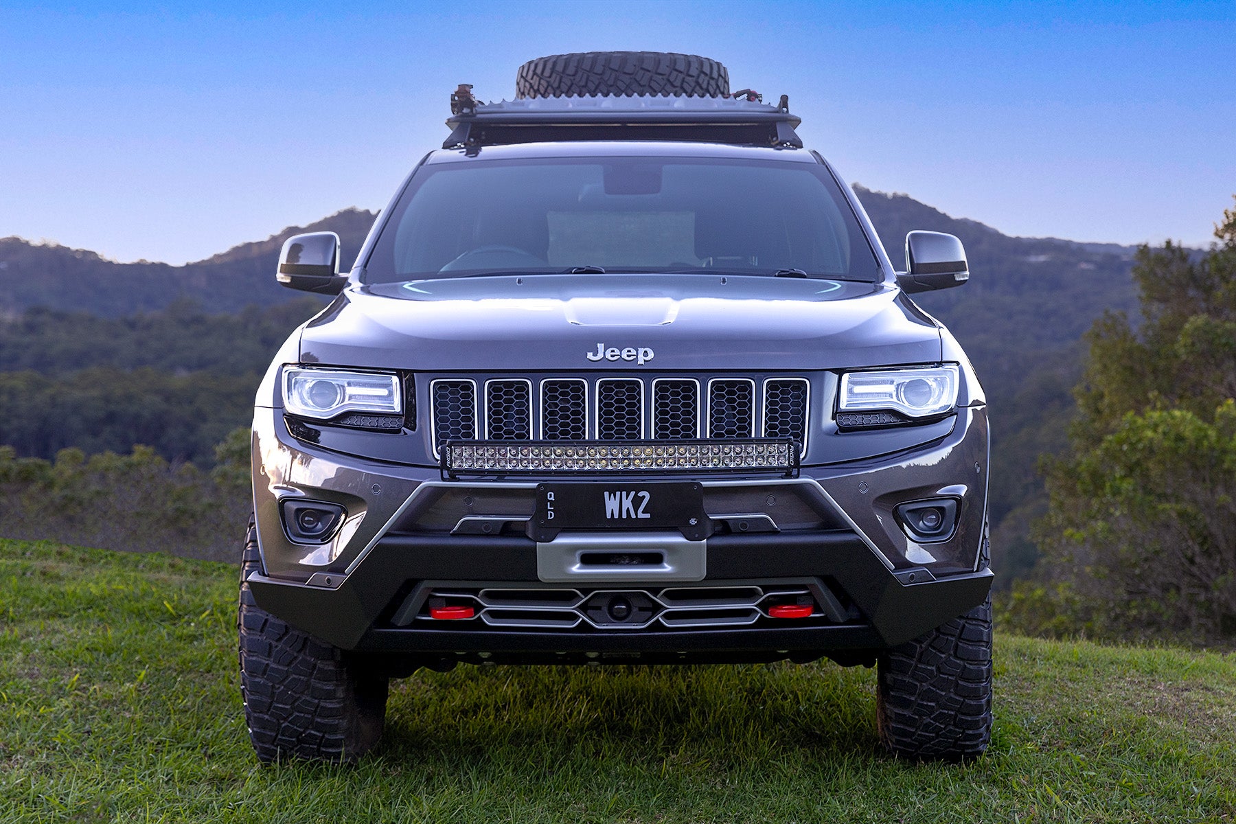 https://usa.chiefproducts.com.au/cdn/shop/products/WK2-OFF-ROAD-FRONT-BUMPER-_Apex-Edition_Full-Accessories_-INSTALLED-8513-WEB_4f6ea407-02f4-431b-a32a-6728036c22cd.jpg?v=1685686068